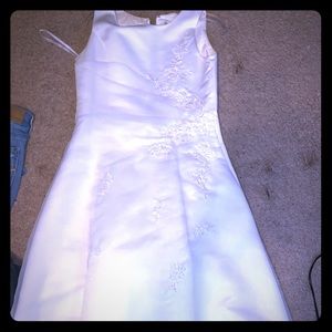 Girl’s formal wear dress
